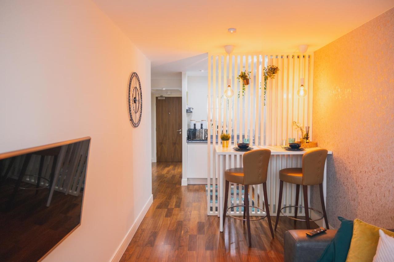 Luxury 9Ine Broad Street Apartments, Beautiful City View, Public Parking, 伯明翰 外观 照片